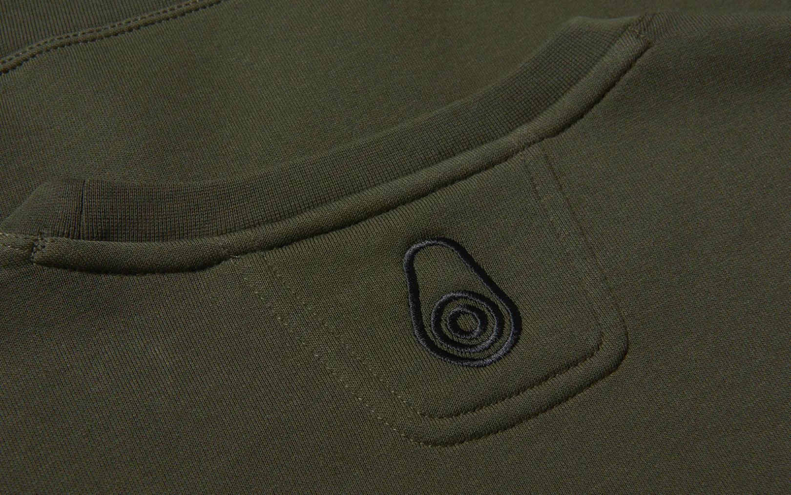 bowman_sweater_2-3.webp BOWMAN SWEATER