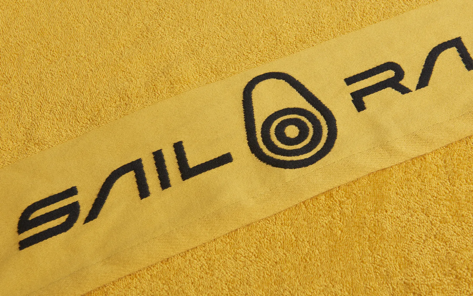 bowman_towel_2-3.webp BOWMAN TOWEL
