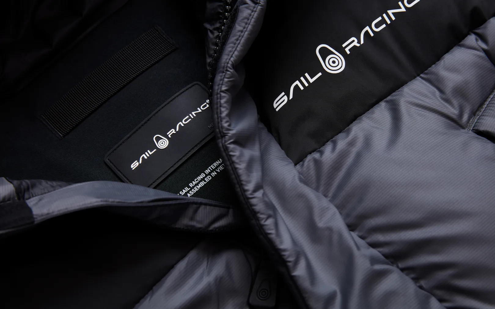 cloud_down_parka_4.webp CLOUD DOWN PARKA