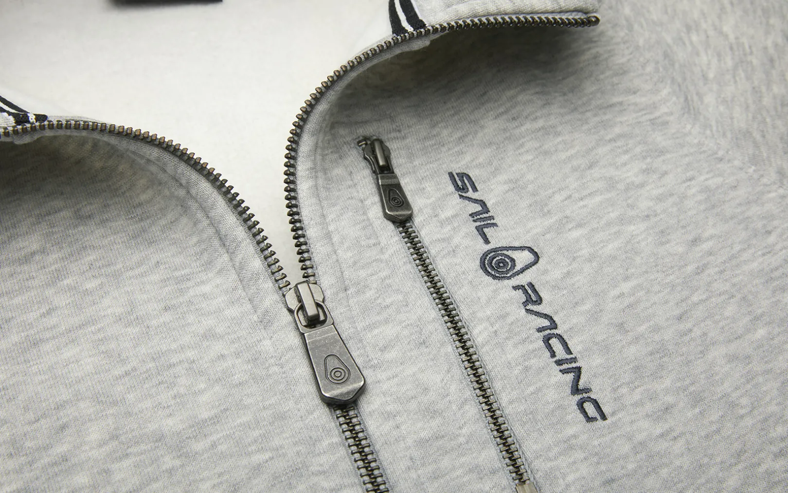 jr_bowman_zip_hood_2-1.webp JR BOWMAN ZIP HOOD