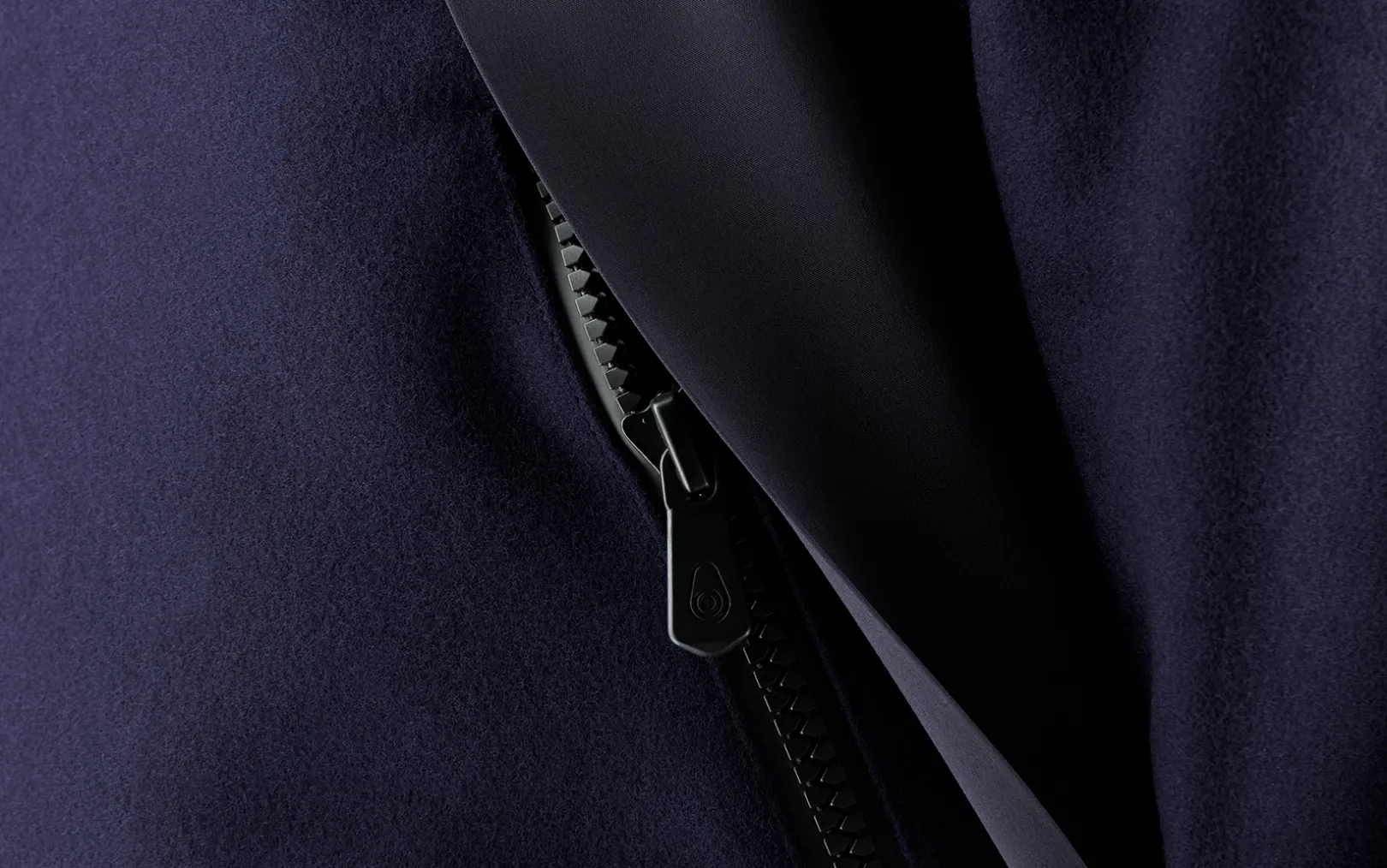 race_edition_gtx_wool_coa_2-1.webp RACE EDITION GTX WOOL COAT