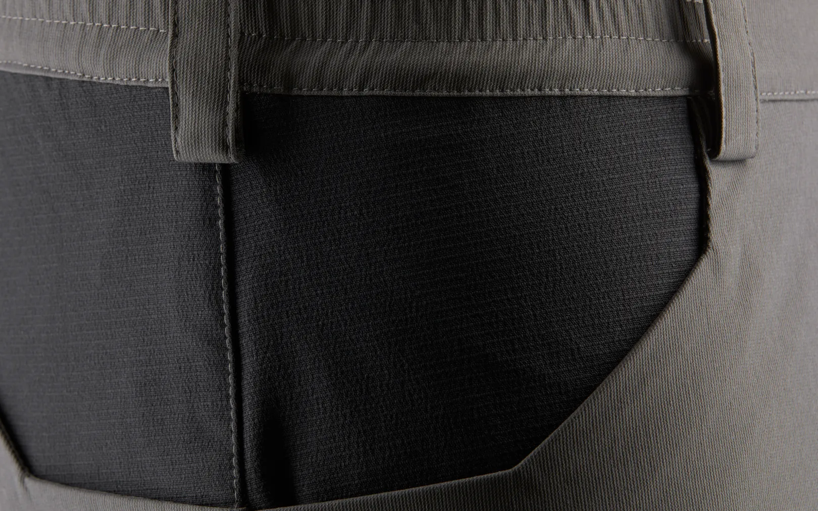 race_edition_pocket_pant_3-1.webp RACE EDITION POCKET PANT