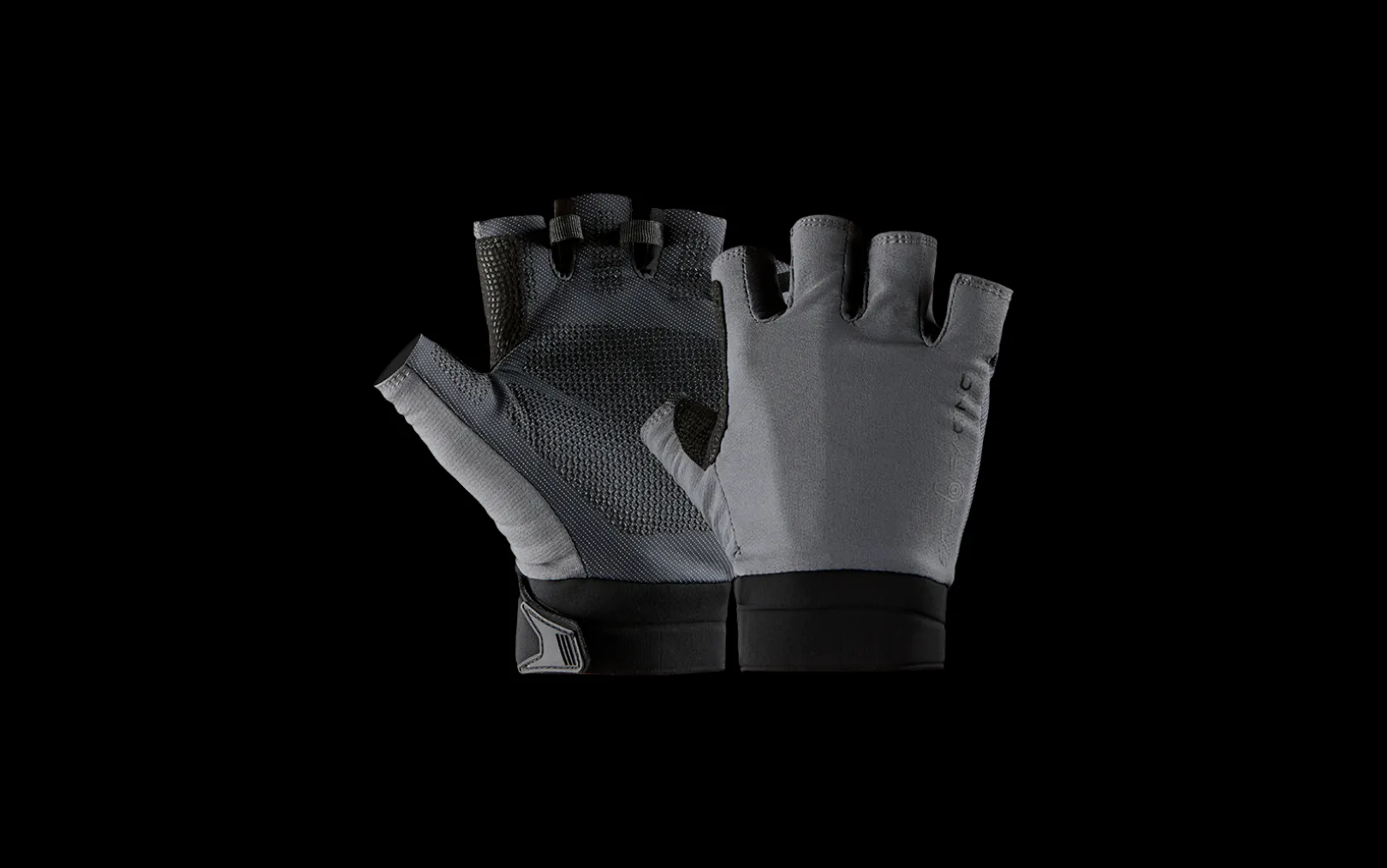 reference__glove_0-1.webp REFERENCE 1/2 GLOVE