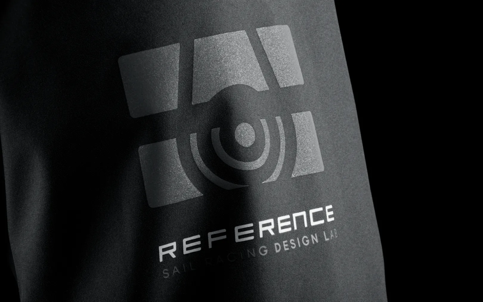 reference_light_jacket_4.webp REFERENCE LIGHT JACKET