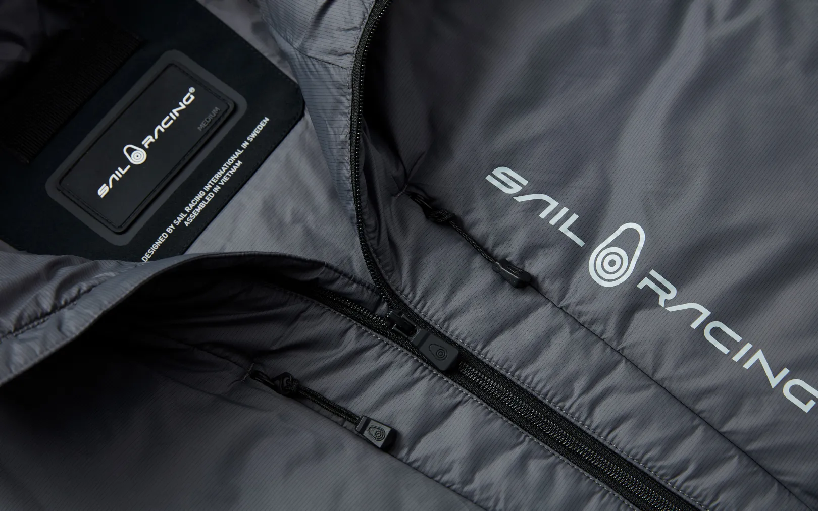 spray_hybrid_jacket_2.webp SPRAY HYBRID JACKET
