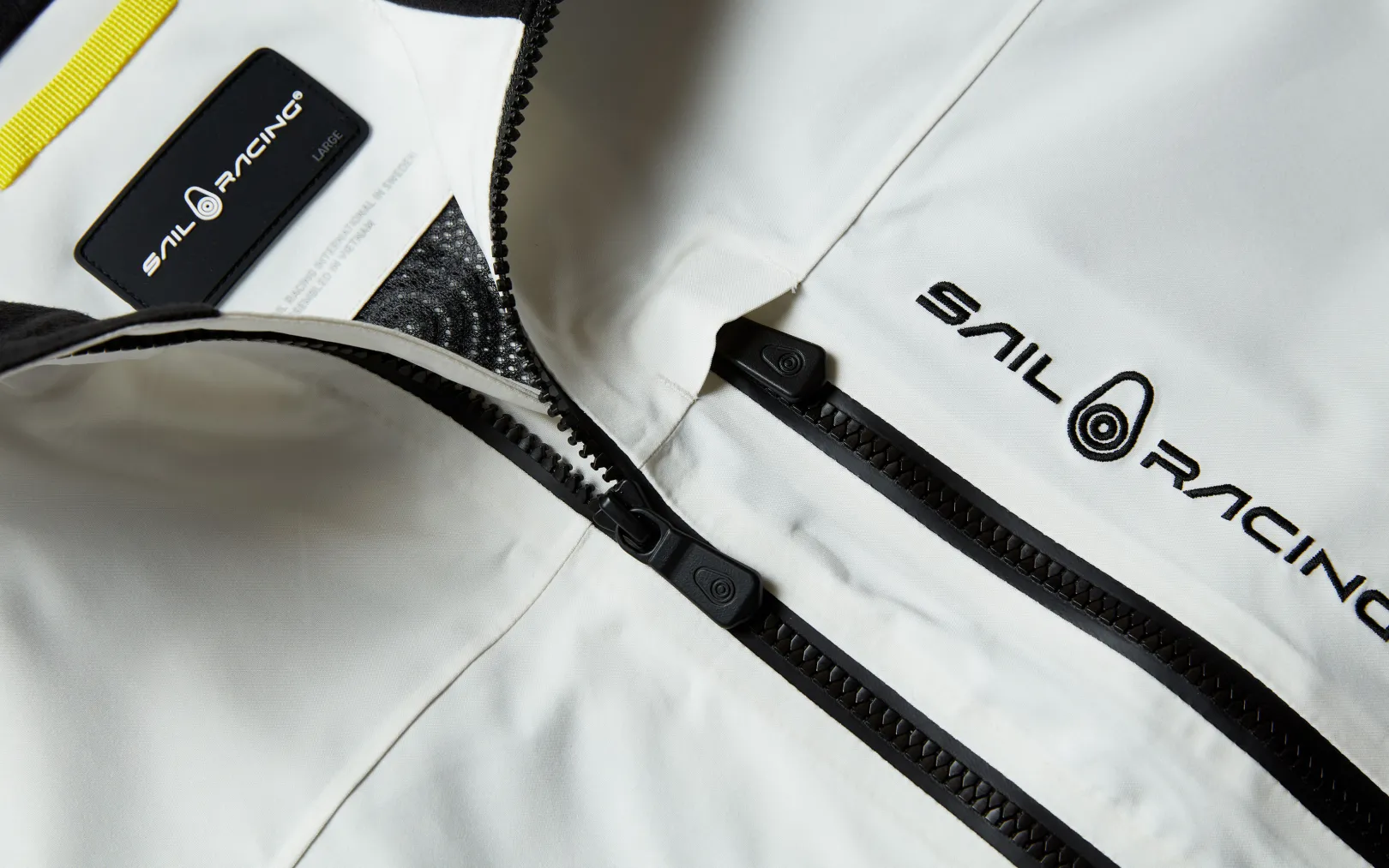 spray_jacket_2-2.webp SPRAY JACKET