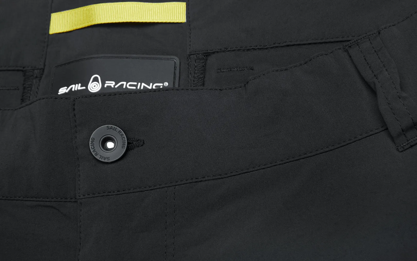 spray_tech_shorts_2.webp SPRAY TECH SHORTS