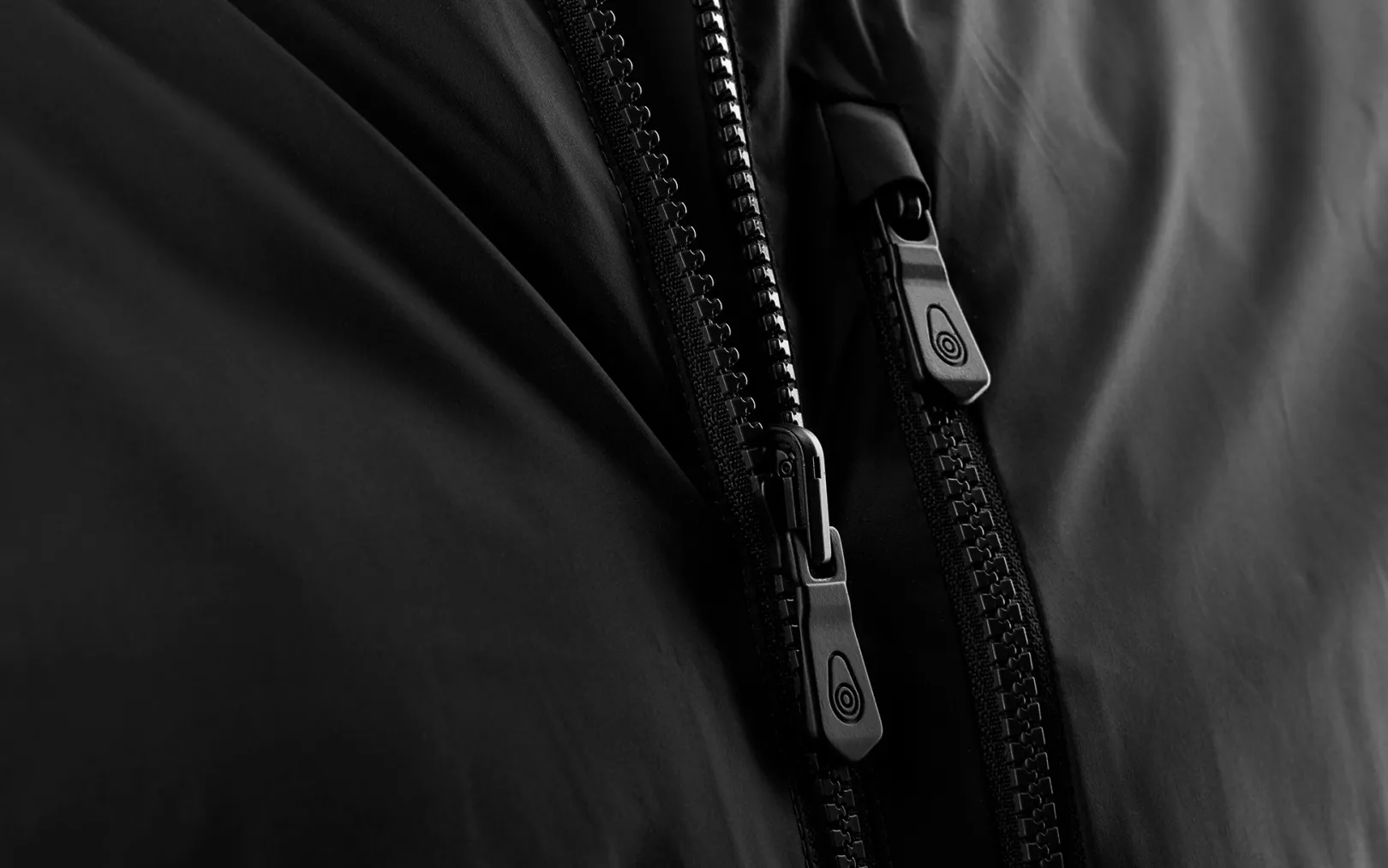 thunder_reversible_parka_6.webp THUNDER REVERSIBLE PARKA