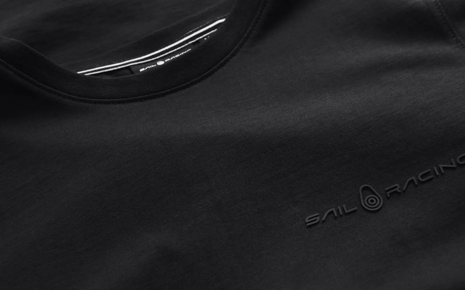 w_gale_logo_tee_2.webp W GALE LOGO TEE