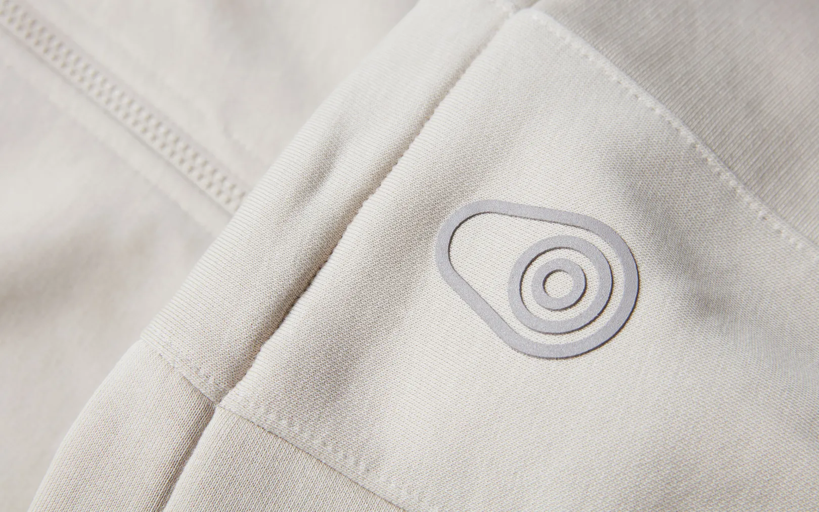w_gale_logo_zip_hood_4-3.webp W GALE LOGO ZIP HOOD