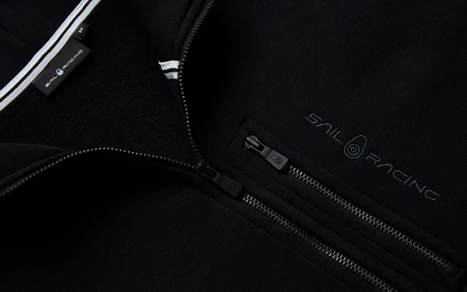 w_gale_zip_hood_2.webp W GALE ZIP HOOD