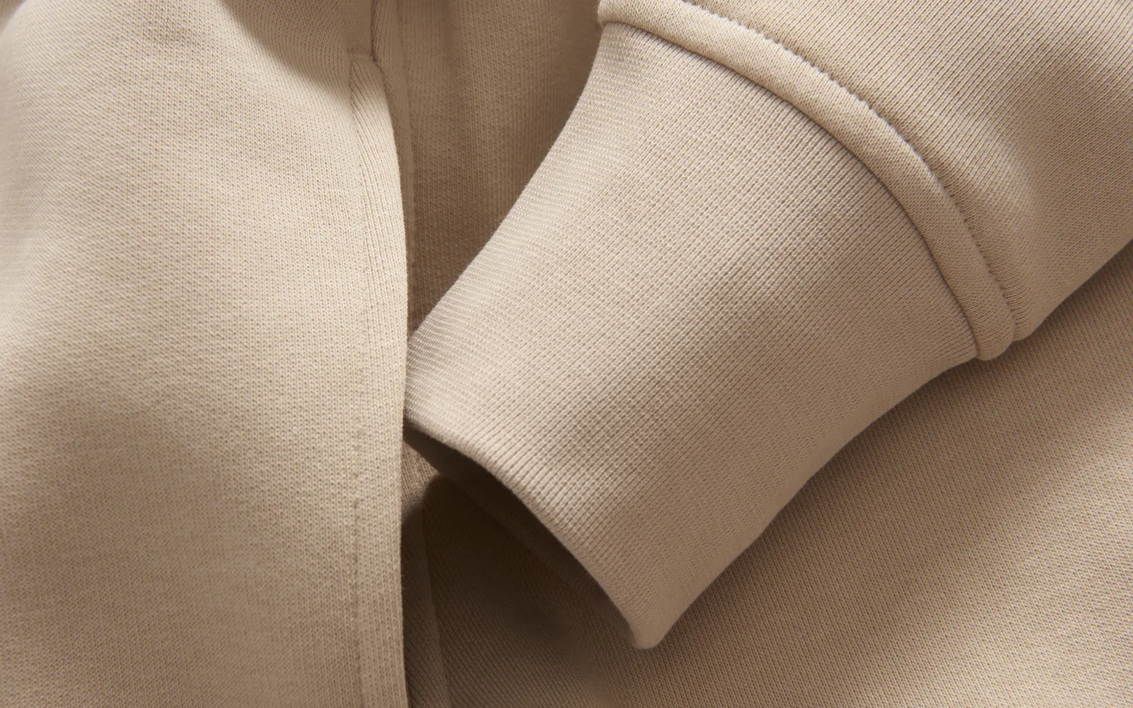 w_gale_zip_hood_4-3.webp W GALE ZIP HOOD