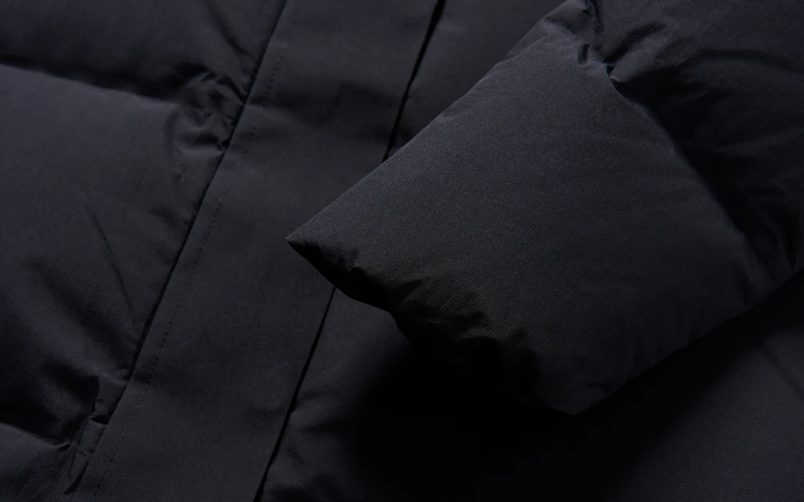 w_race_edition_down_parka_3.webp W RACE EDITION DOWN PARKA