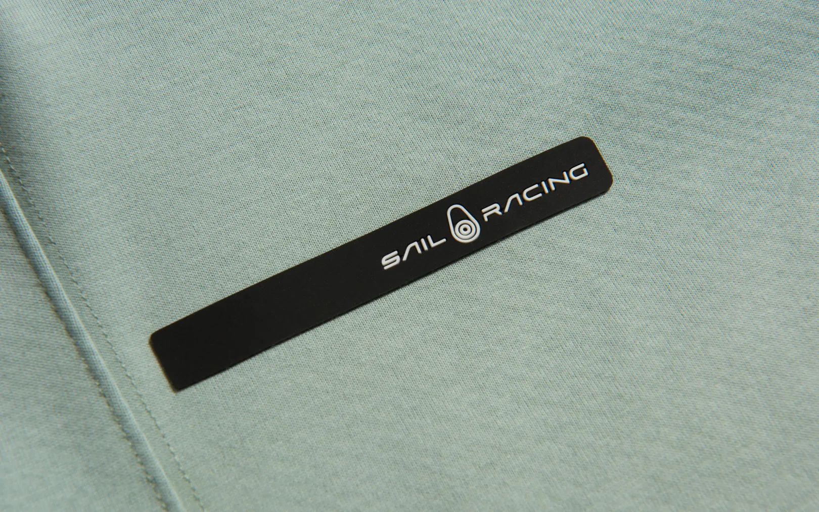w_race_heavy_sweater_4.webp W RACE HEAVY SWEATER