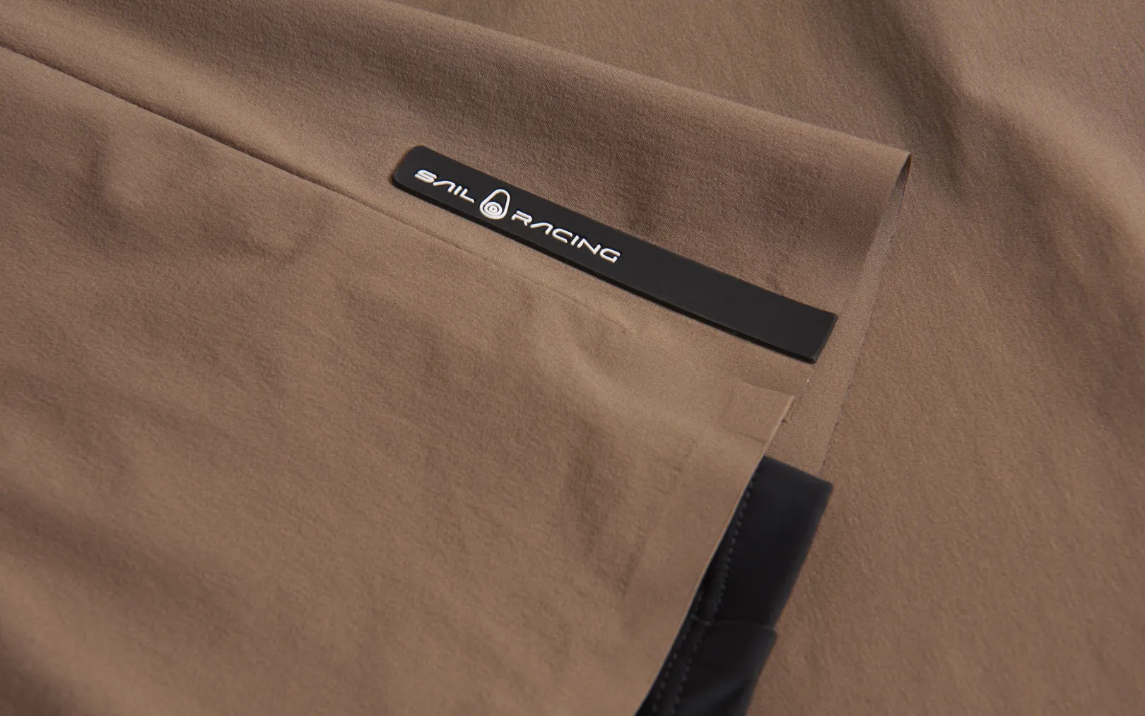 w_race_skirt_3-2.webp W RACE SKIRT